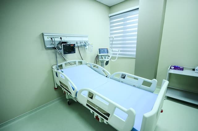 ხოზრევანიძის კლინიკა — ფოტო 35